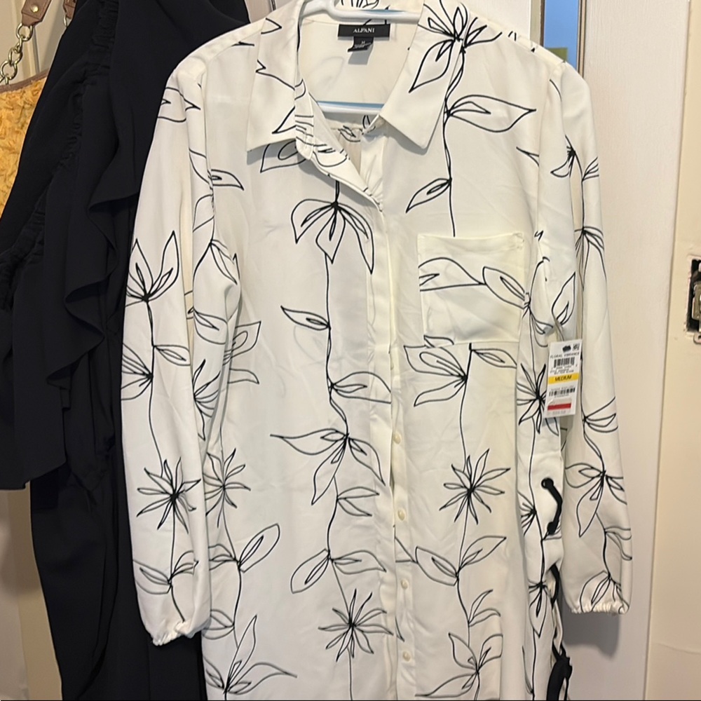 Alfani Black and White Floral Blouse